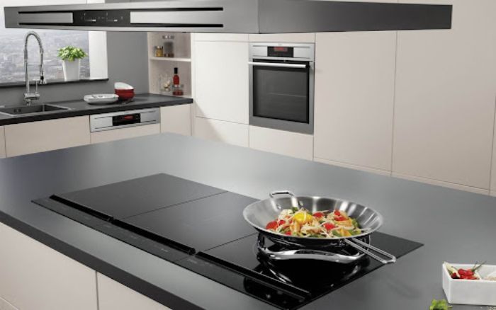 Nhà bếp sử dụng bếp từ