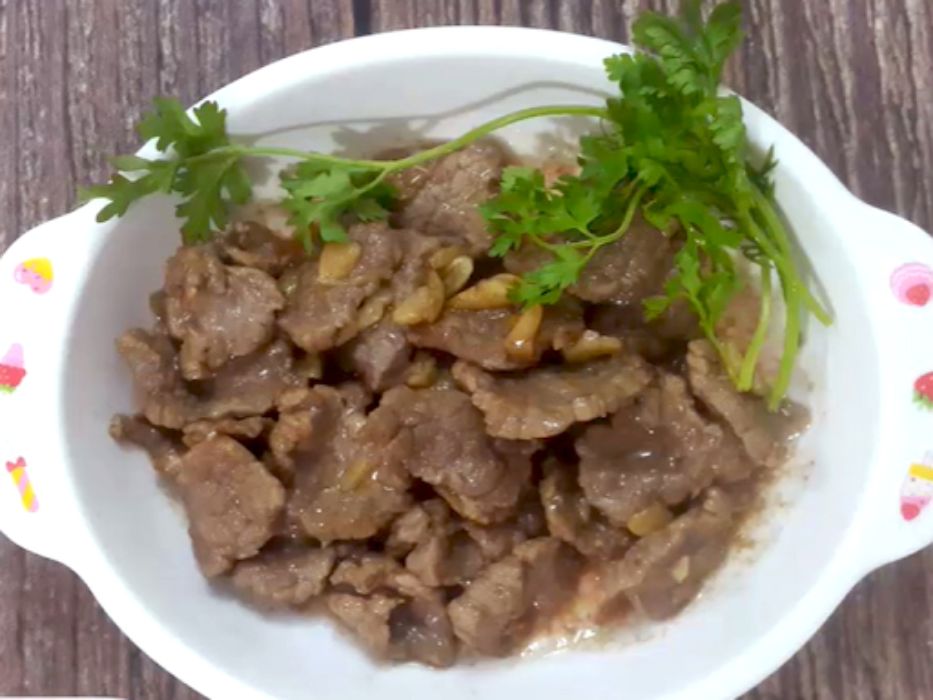Thịt bò xào tỏi