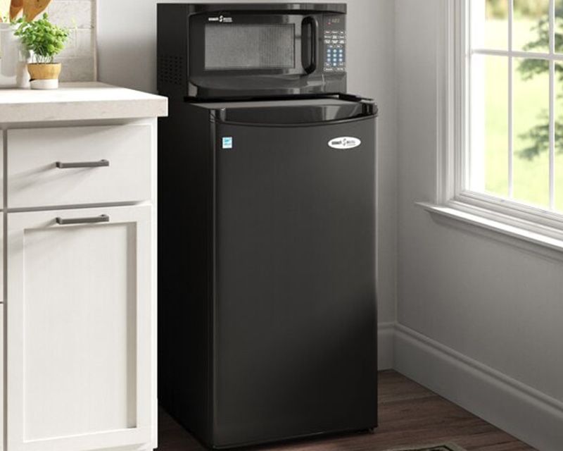 Không đặt trên tủ lạnh